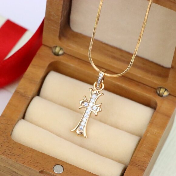 "Elegant Rose Gold Cross Pendant with Sparkling Accents, XPPT1629 - Picture 8 of 13